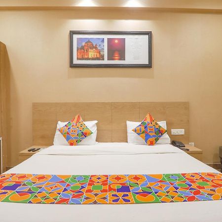 Fabhotel Raghubar Kripa Lucknow Ngoại thất bức ảnh