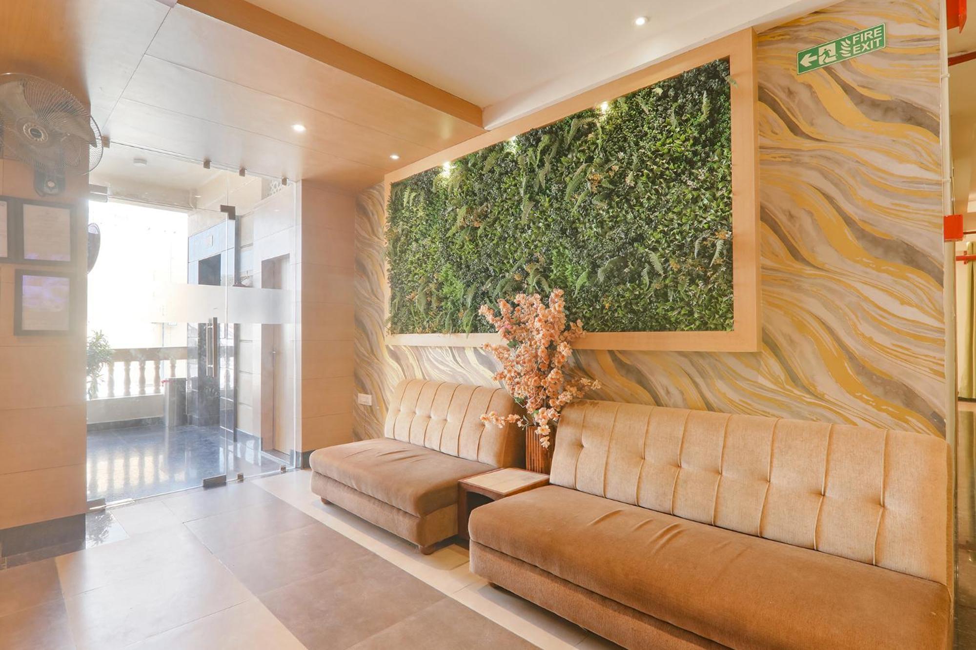 Fabhotel Raghubar Kripa Lucknow Ngoại thất bức ảnh