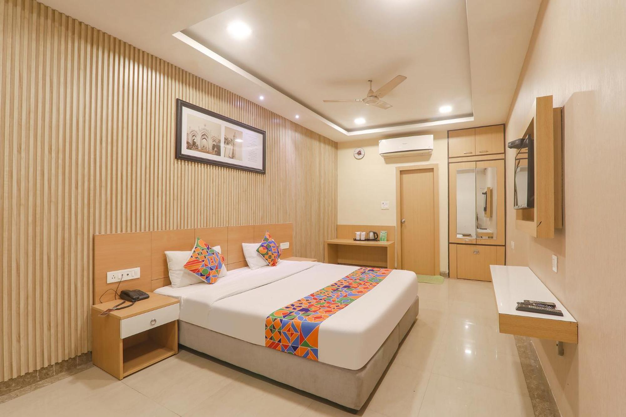 Fabhotel Raghubar Kripa Lucknow Ngoại thất bức ảnh