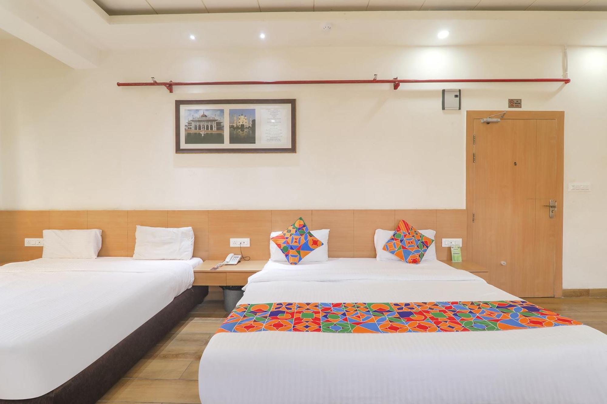 Fabhotel Raghubar Kripa Lucknow Ngoại thất bức ảnh